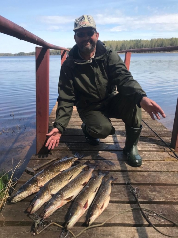 Летняя рыбалка на озере Отолово